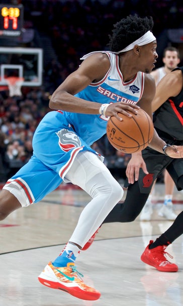 Blazers lock up No. 3 seed with 136-131 win over Kings